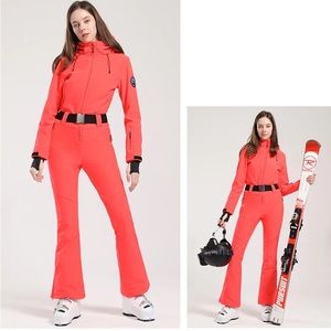 GSOU SNOW Ski/Snow Suit—Brand New